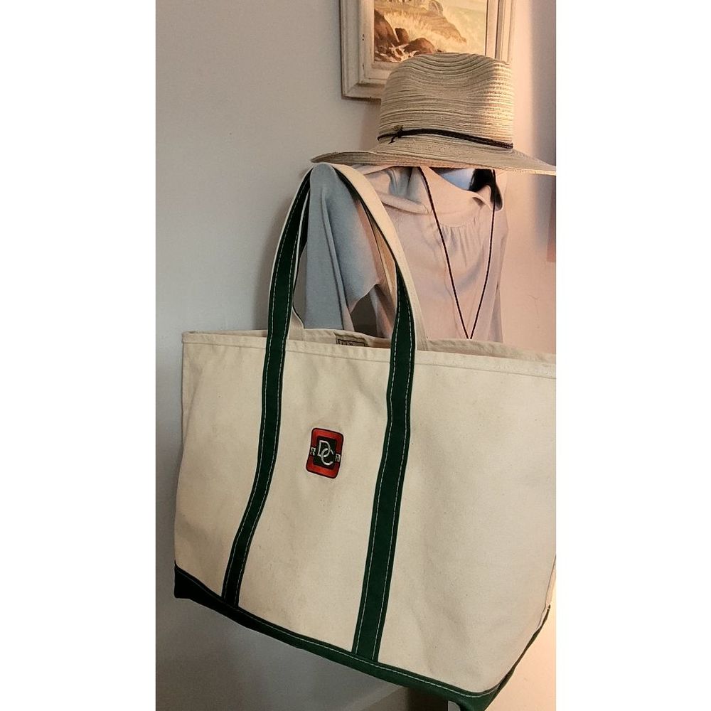 Vintage LL Bean Extra Large BOAT & TOTE. RARE. aprox 22x14x8. Green and Tan init